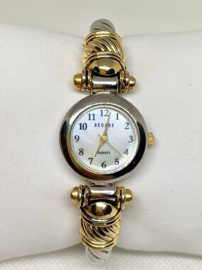 Decade women’s gold silver tone watch 22mm round case mop dial quartz running